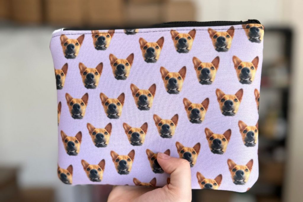 Necessaire personalizada com estampa de cachorro da Cusca Criativa